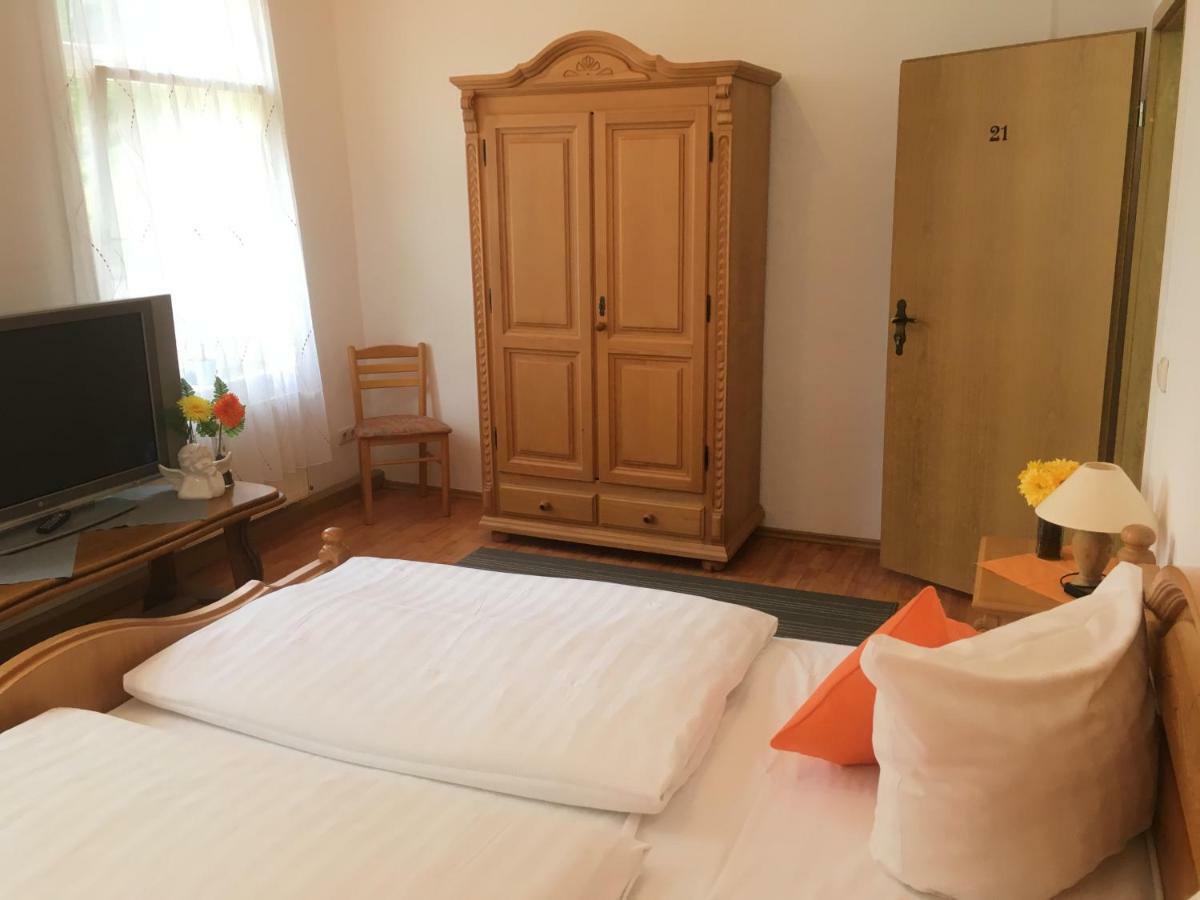 Hopfengrund Hotel อาร์นชตัดท์ ภายนอก รูปภาพ